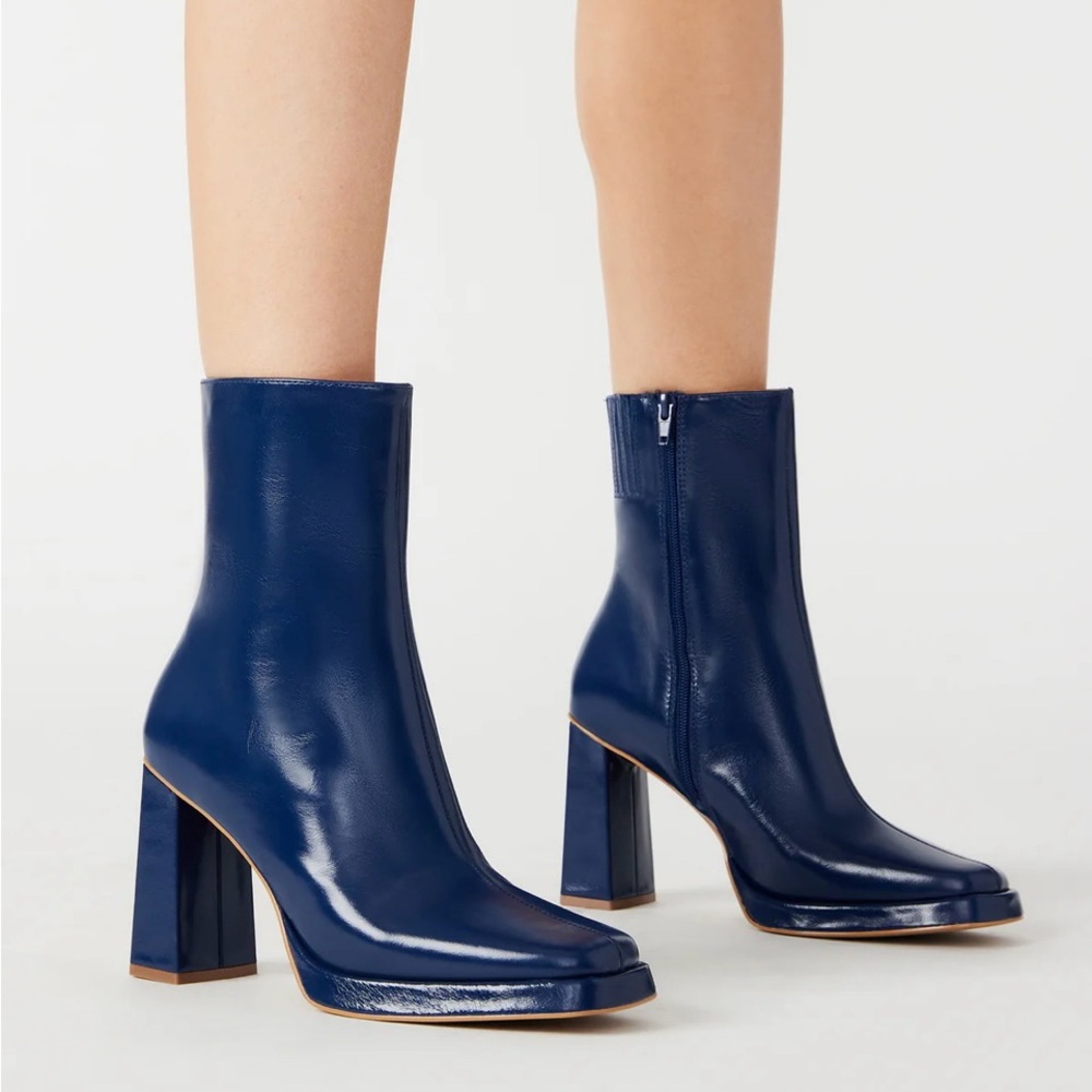 BLUE FREYA NAVY LEATHER Women's Ankle Boots - Picture 4 of 7